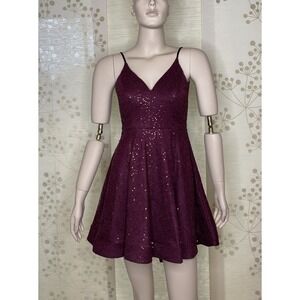B Smart Burgundy Sequin Formal Dress Size 5